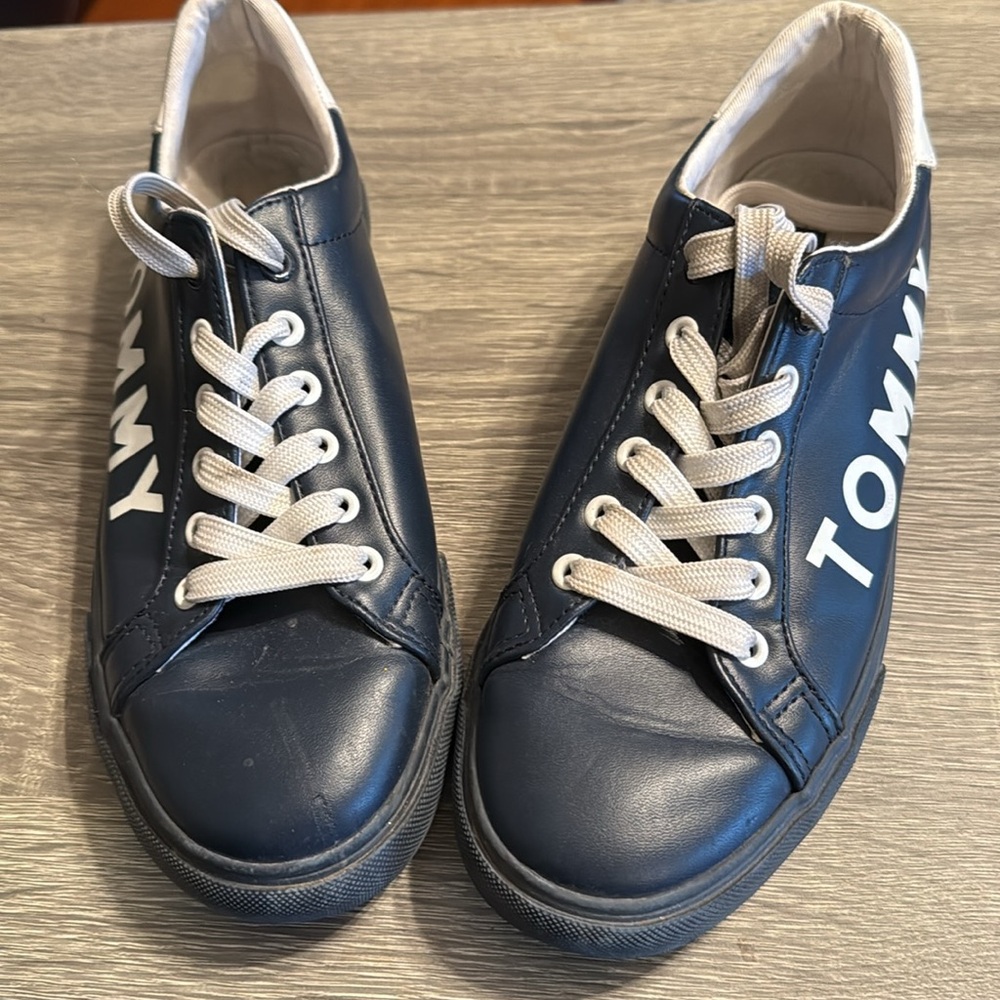 Tommy Hilfiger lady' Navy Sneakers - Picture 2 of 6
